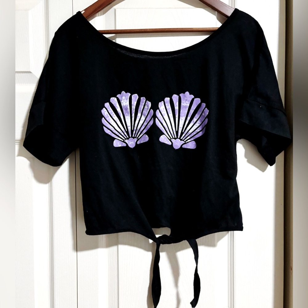 Shell Crop Top